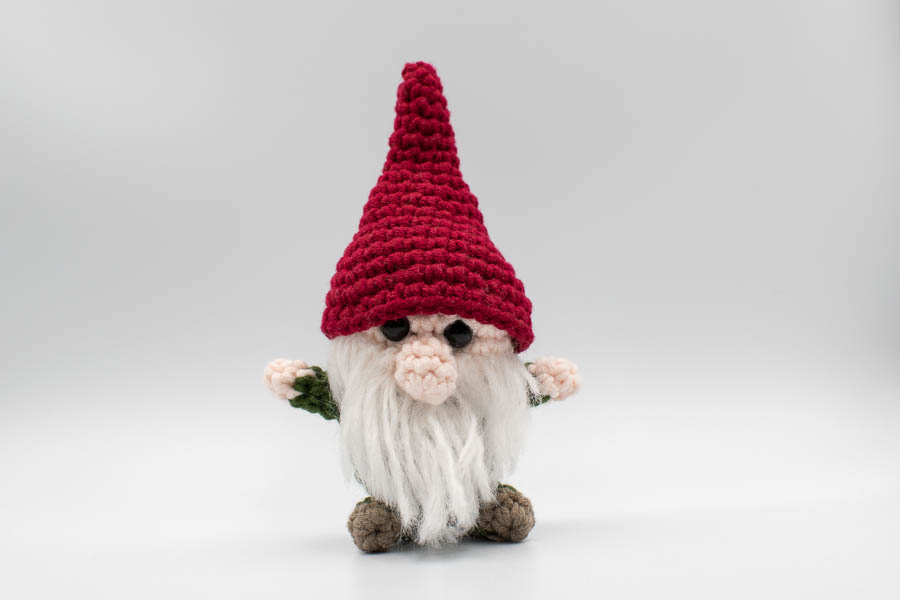 Gnome on a swing crochet pattern ornament-20