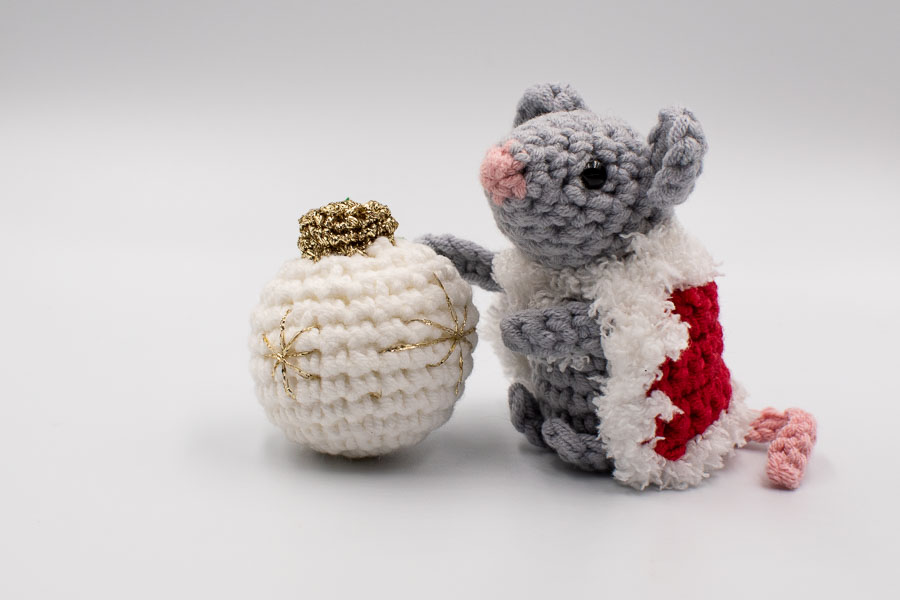 Christmas mouse amigurumi pattern-34