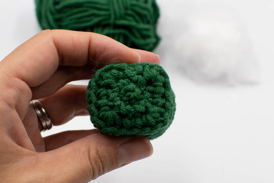 crochet-santa-bag-and-gift-pattern-25