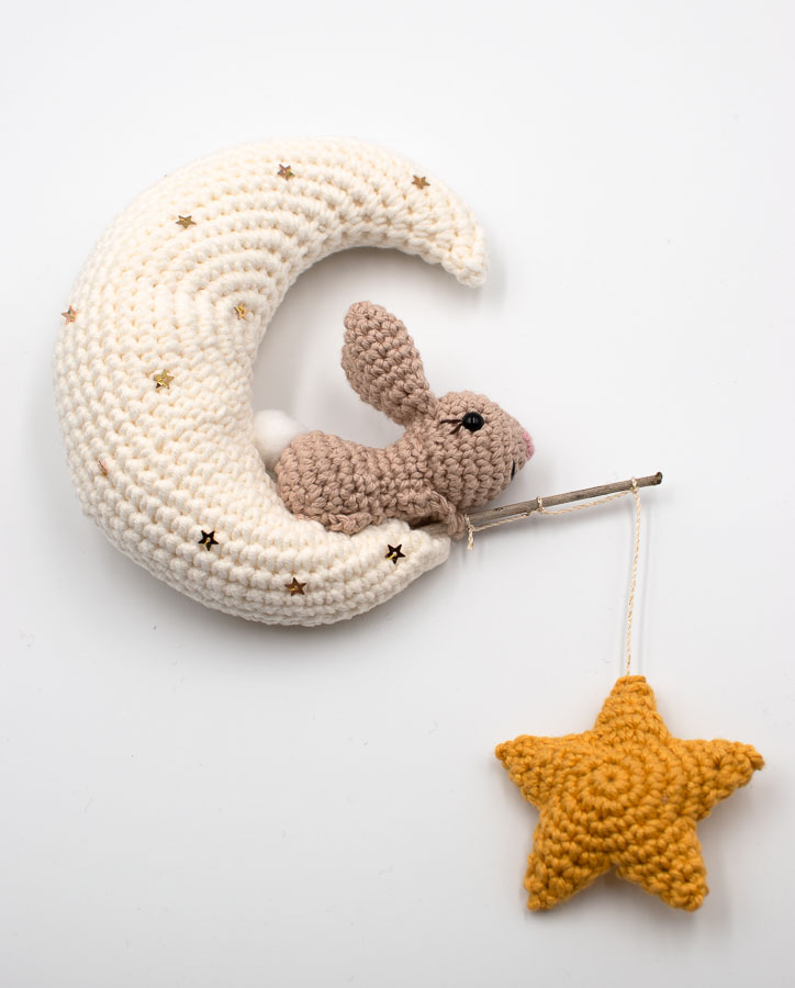 Moon bunny and stars mobile crochet pattern-35