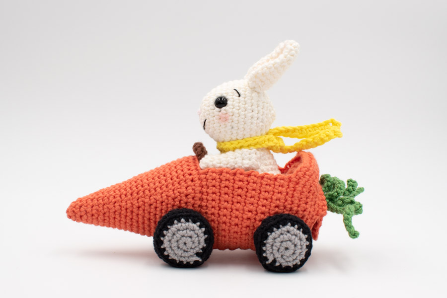 Amigurumi bunny and carrot car crochet pattern-1