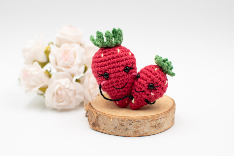 Cute amigurumi strawberry pattern for mothers day-24