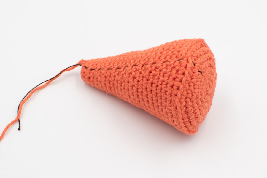 crochet carrot car pattern-5